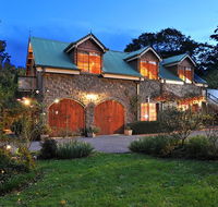 Mary Cards Coach House - Australian Directory