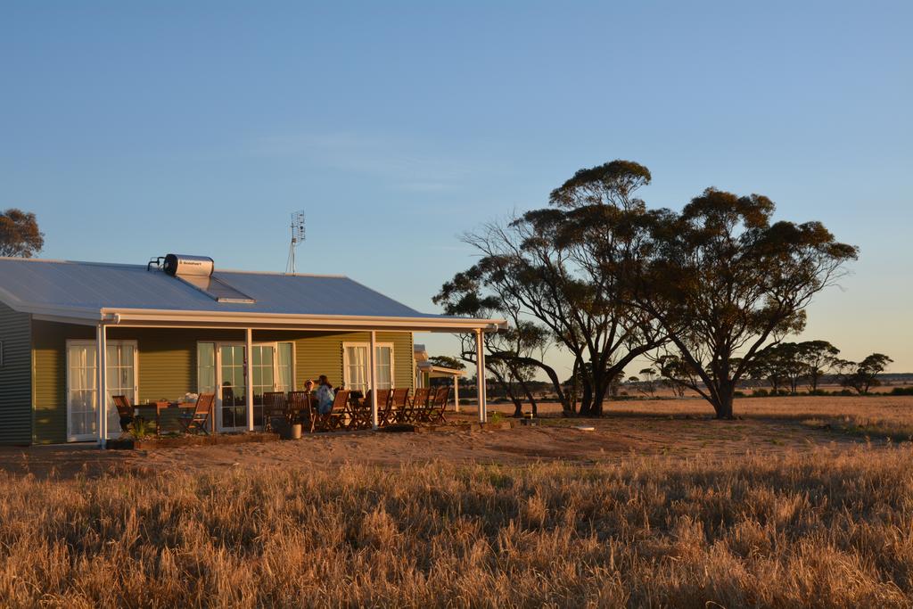 North Kukerin ACT Australian Directory