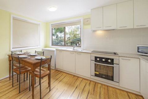 Max's Place 2 - Australian Directory 0