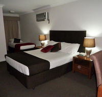 McNevins Tamworth Motel - Australian Directory