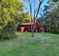 Melaleuca Seaside Retreat - Australian Directory