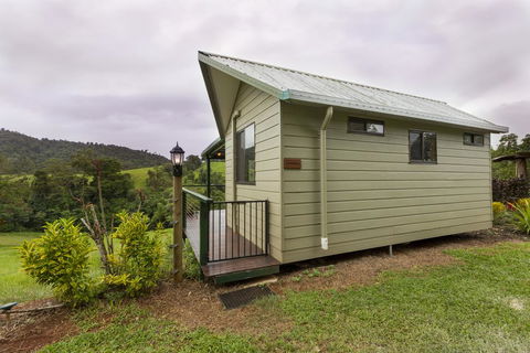 Mena Creek Flower House - Australian Directory 0