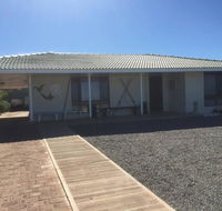 Mermaid Beachside Accommodation - Australian Directory