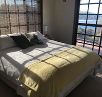 Merry Beach Ocean Front Large Home - Australian Directory