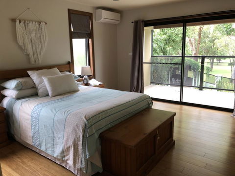 Miami Tranquility - Australian Directory 3