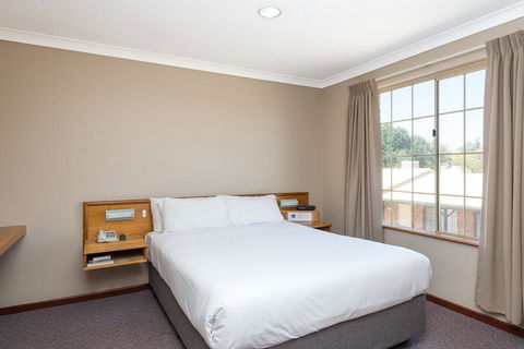 Midas Motel Kalgoorlie - Australian Directory 3