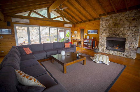 Milbrodale Lodge - Australian Directory 3