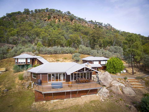 Milbrodale Lodge - Australian Directory 2