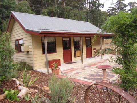 Molenda Lodge Farm Let - Australian Directory 0