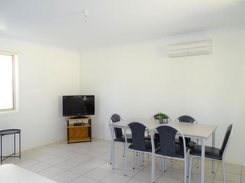 Moonta Bay Cabins - Australian Directory 2
