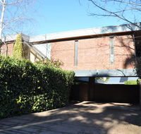 Mountain Gate Villa - Australian Directory