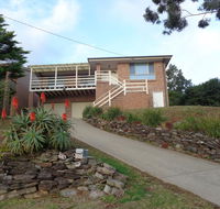 Mountain View Beach House - Australian Directory