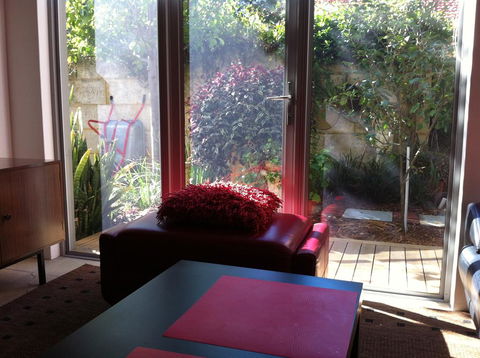 Mt Lawley Garden Apartment - Australian Directory 3