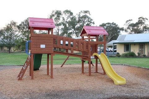 Murray River Resort - Australian Directory 3