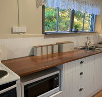 Murray's Farm Cottage - Australian Directory