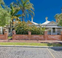 myOZexp Palmerston Lodge - Australian Directory