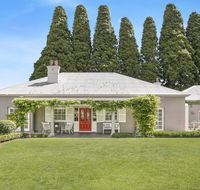 Nattai Lodge - house  cottage in beautiful garden - Australian Directory