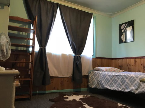Neat And Nice Room - Australian Directory 0
