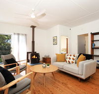 Nest - Pet Friendly - 2 Min Walk to Beach - Australian Directory