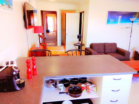 Forrest St Apartments - Australian Directory 9