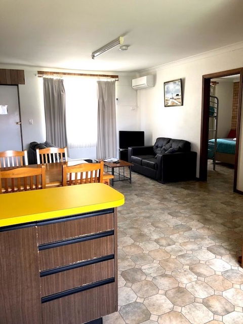 Augusta Escape Holiday Units - Australian Directory 21