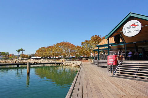 Hillarys Marina Apartment - Australian Directory 37