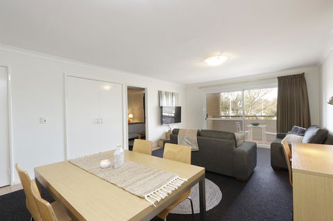 Hillarys Marina Apartment - Australian Directory 9
