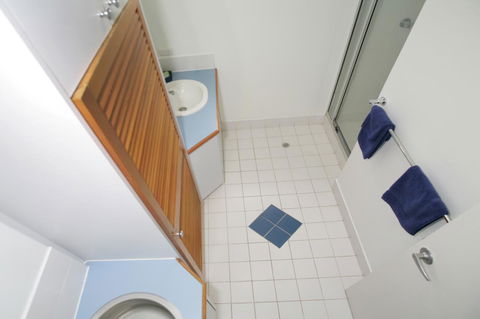 Scarborough Beach Front Resort - Shell Ten - Australian Directory 9