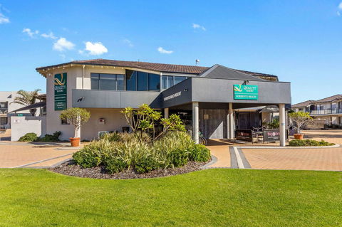 Quality Resort Sorrento Beach - Australian Directory 12