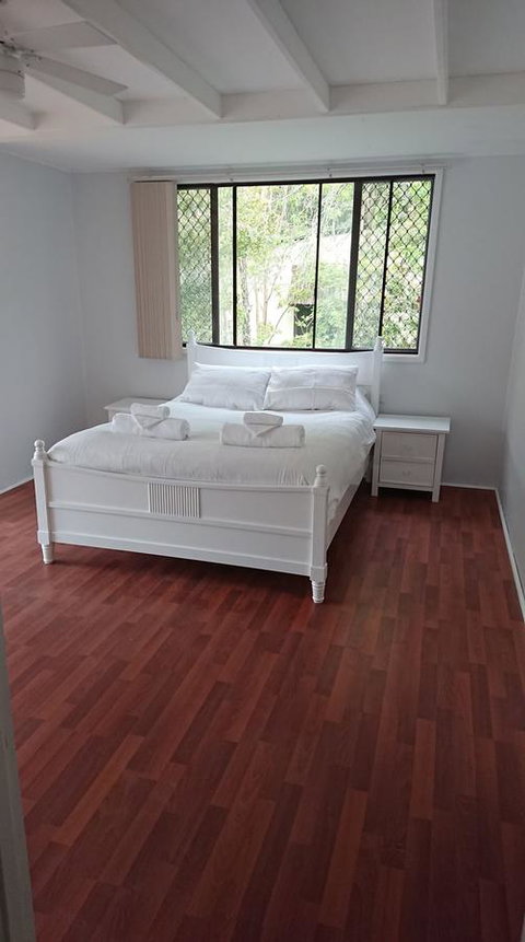 The Cottage On George Street - Australian Directory 25