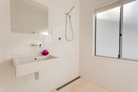 Cottesloe Contemporary Villa - Australian Directory 7