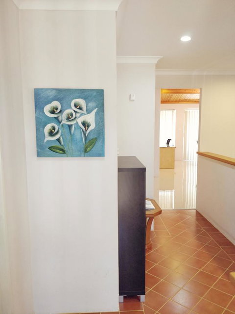 Cosy Easy Access Home Near Perth CBD And Fremantle - Australian Directory 0