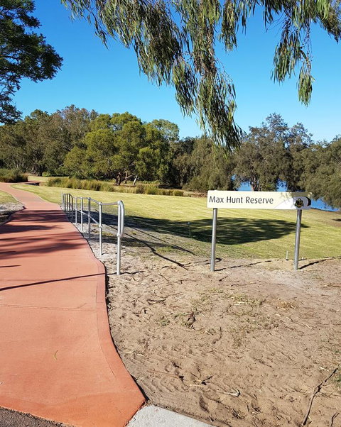 Jacaranda Hideaway Bed & Breakfast - Australian Directory 20