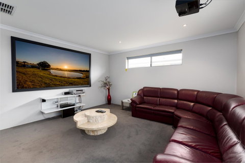 Rainbow Dream House - Australian Directory 3
