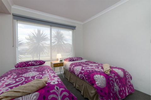 Rainbow Dream House - Australian Directory 13