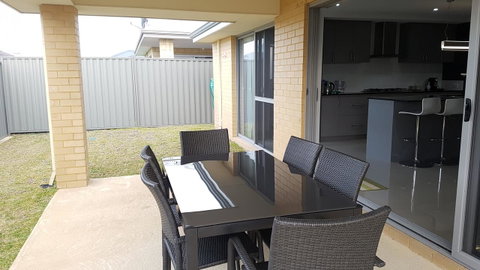 Rainbow Dream House - Australian Directory 24