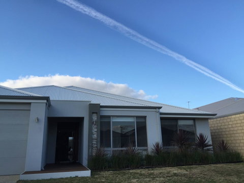 Rainbow Dream House - Australian Directory 28
