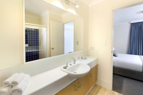 Lodestar Waterside Apartments - Australian Directory 16