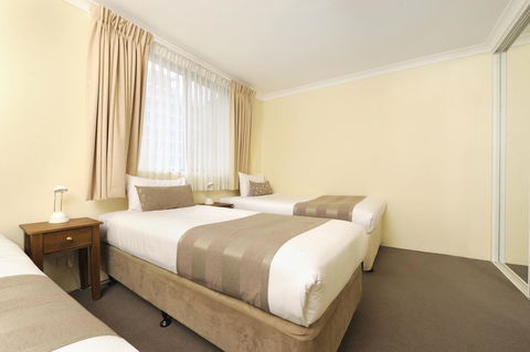 Lodestar Waterside Apartments - Australian Directory 33