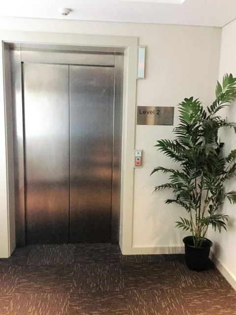 Baileys Serviced Apartments - Australian Directory 2