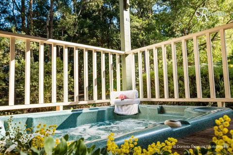 Riverglen Chalets - Australian Directory 38