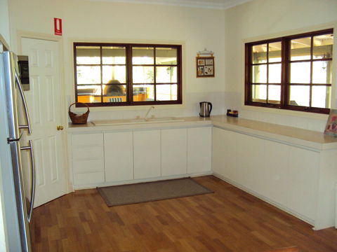 Riverglen Chalets - Australian Directory 24