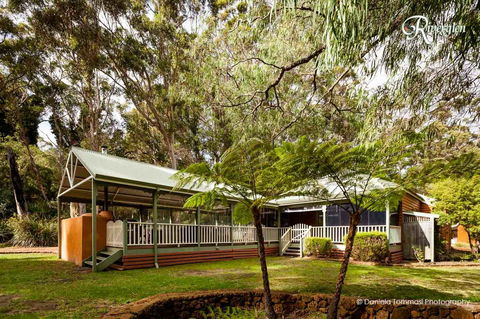 Riverglen Chalets - Australian Directory 35