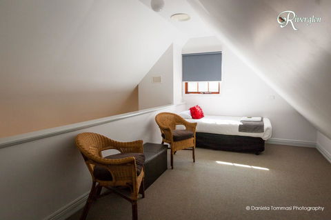 Riverglen Chalets - Australian Directory 33