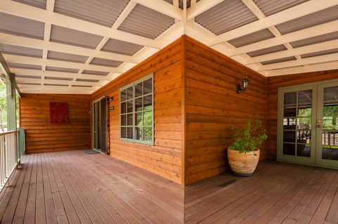 Riverglen Chalets - Australian Directory 7