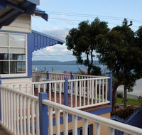 Lotti's House - Australian Directory