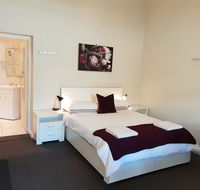 Stirling Apartments - Studio 1 - Australian Directory