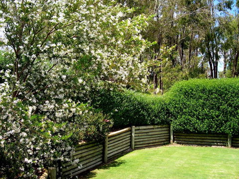 Bayside Villas - Australian Directory 34
