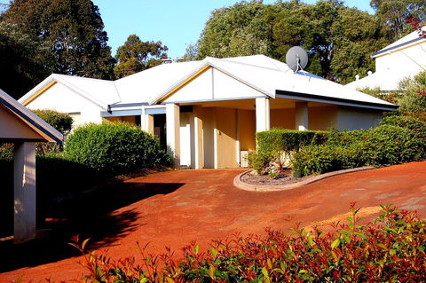 Bayside Villas - Australian Directory 18