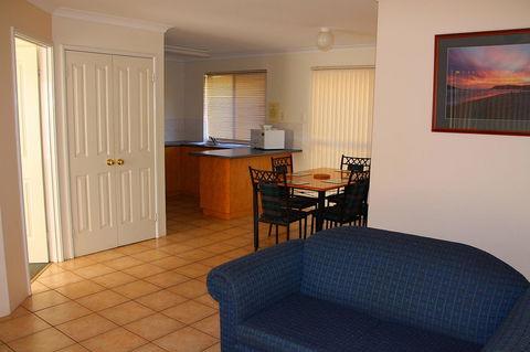 Bayside Villas - Australian Directory 21
